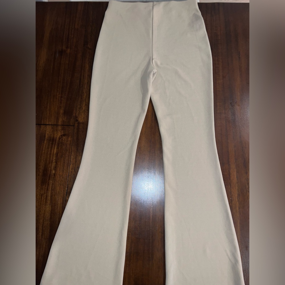 H&M Classic Beige Flare Pants - Picture 3 of 3
